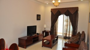 Al Barsha 1, Fully Furnished 1 BR Apt in 4 Cheques