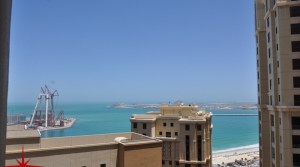 PANORAMIC VIEW OF THE BEACH, FOR LEASE IN 2 CHEQUES