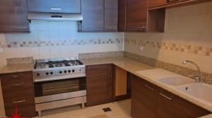 3BR Apt with Sea View on Main SZR